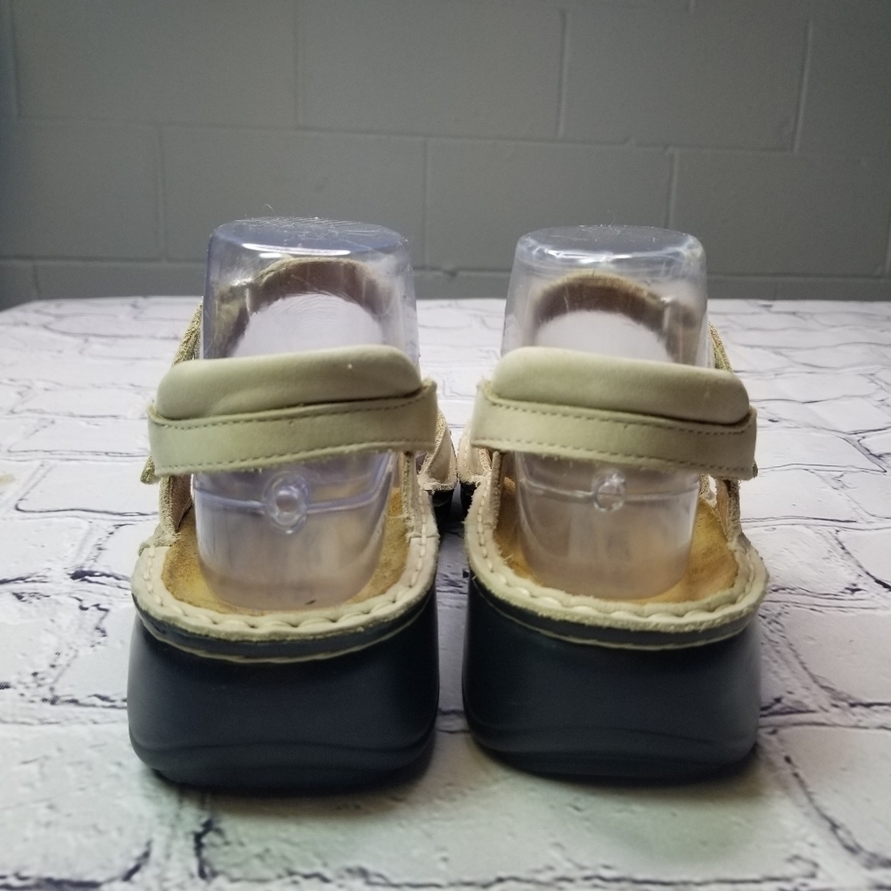 Naot Papaya bone ankle strap sandals - Picture 9 of 16